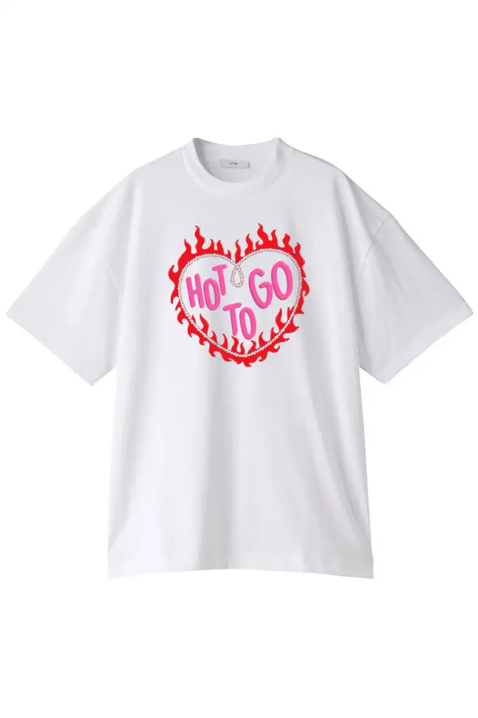 White t shirt.webp