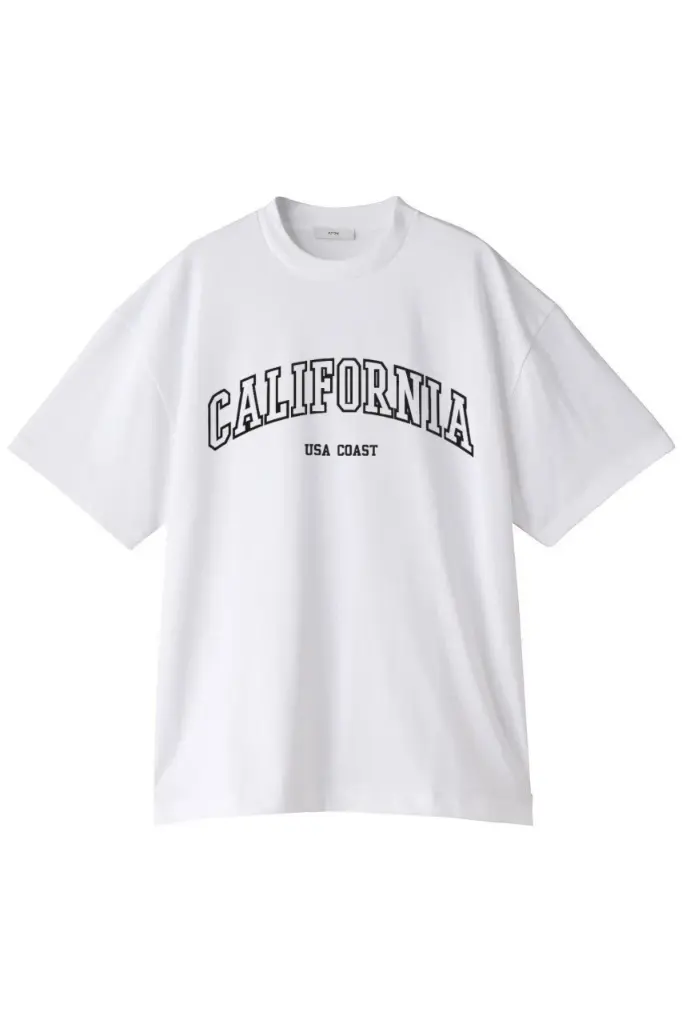White t shirt.webp